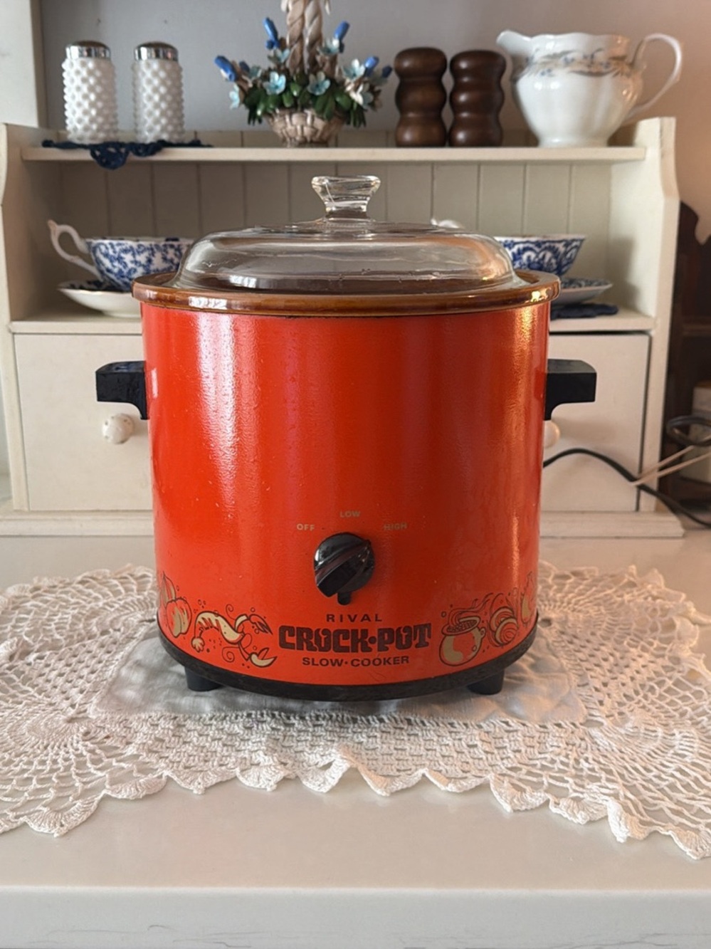 Vintage Crock-Pot Slow Cooker - Red
